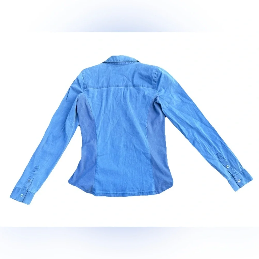 Guess women's long-sleeve blue denim button-up shirt size medium lightweight - Picture 3 of 5